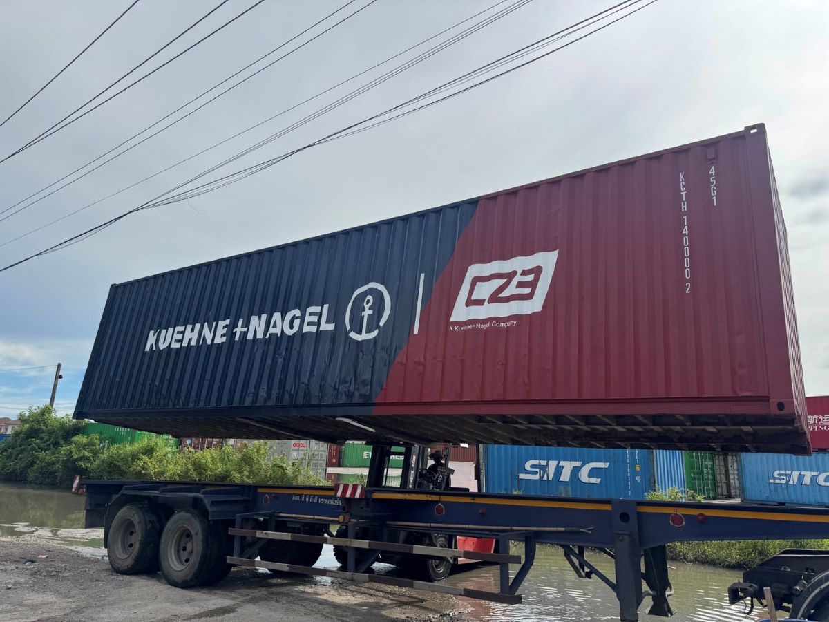 ผลงานของเรา ซ่อมแซม/ทำสี/ดัดแปลง/ต่อเติม ตู้คอนเทนเนอร์